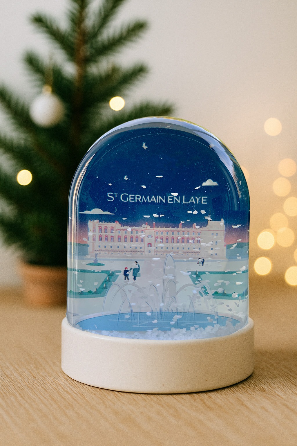 Boule à neige, fabriquée en France | SAINT-GERMAIN-EN-LAYE